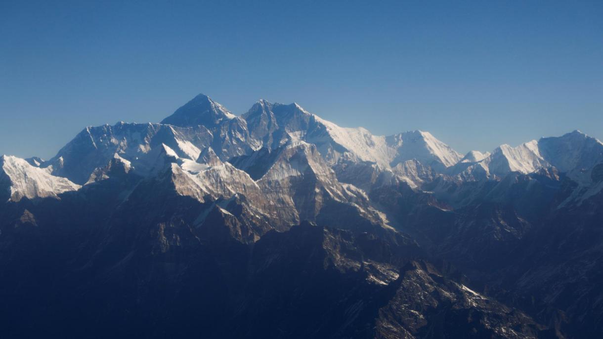 Megtalálták az Everest közelében eltűnt francia hegymászók holttestét