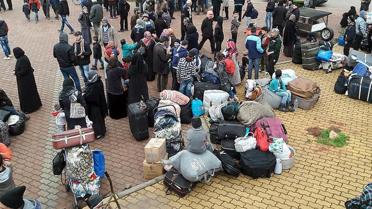 Suriye'de kuşatma bölgelerinden karşılıklı tahliyeler tamamlandı.jpg