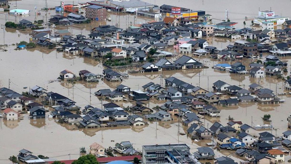 日本洪水和山体滑坡死亡人数升至222人