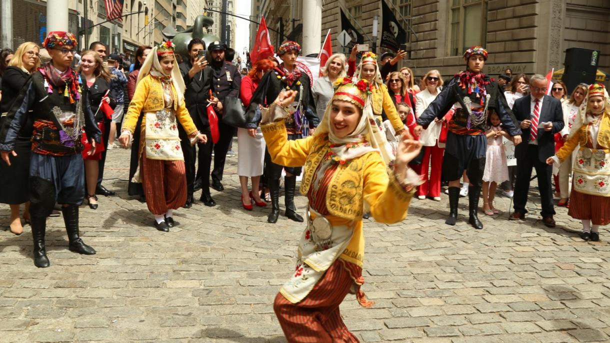 new york Turk bayragi1.jpg