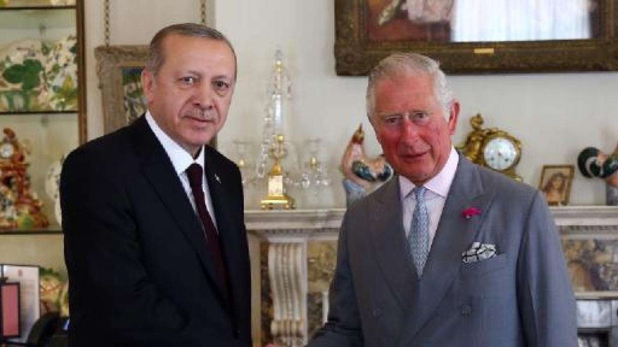 Ердоган разговаря с крал Чарлз Трети...