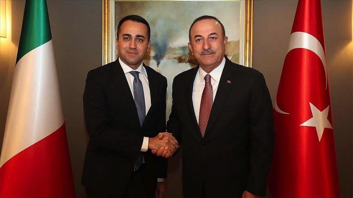 وزرای امور خارجه ترکیه و ایتالیا بطور تلفنی گفتگو کردند