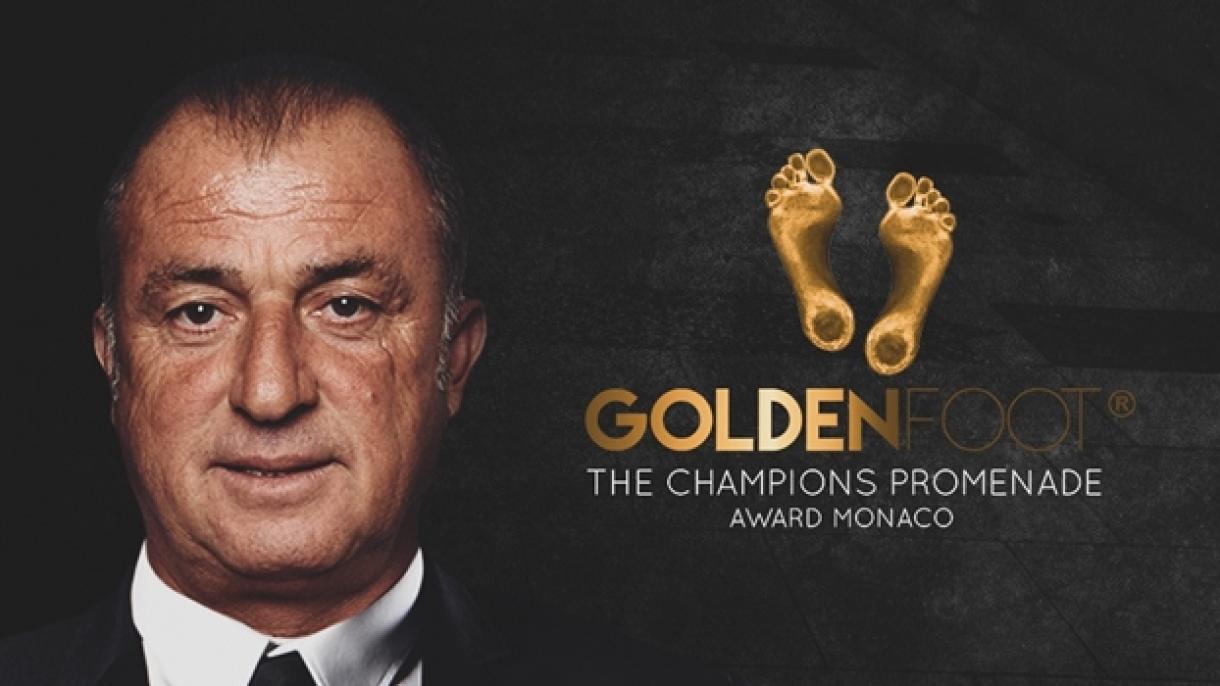 Fatih Terim, primer entrenador turco en recibir el Premio Golden Foot