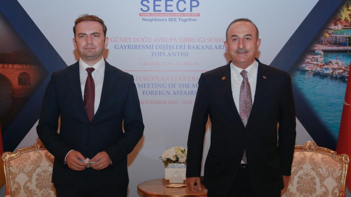 Mevlüt Çavuşoğlu Kuzey Makedonya Dışişleri Bakanı Buyar Osmani Antalya1.jpg