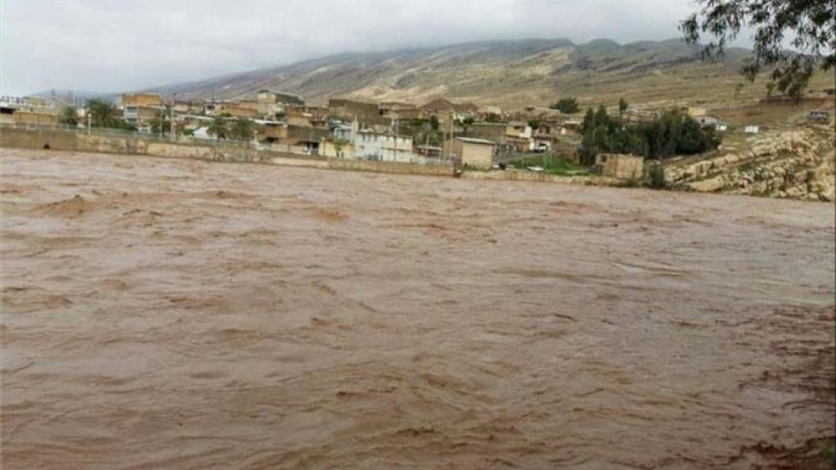 سیل در شمال ایران جان دو نفر را گرفت