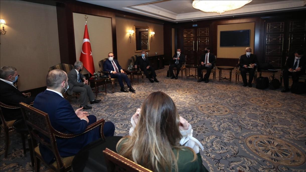 چاووش‌اوغلو: ترکیه همیشه در کنار برادران ترک تاتار کریمه است