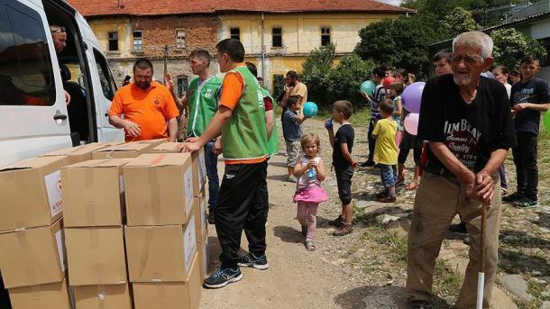 توزیع بیش از هزار بسته غذایی ماه رمضان توسط ترکیه در کوساوو