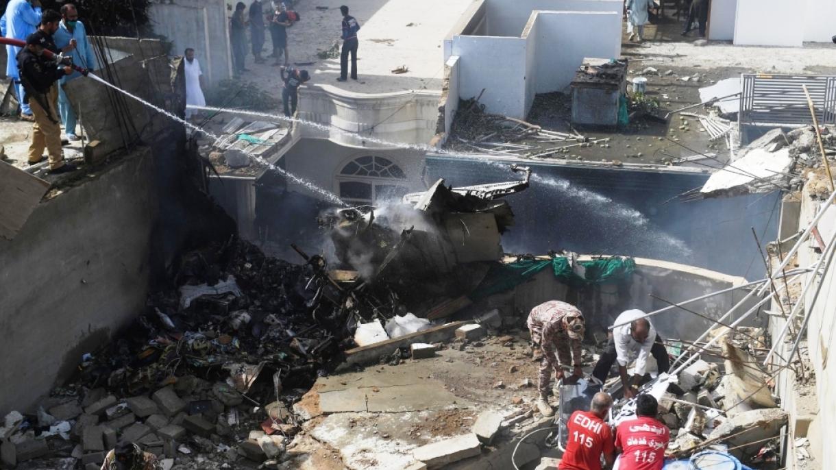 حادثے کا شکار طیارے کا بلیک بکس برآمد