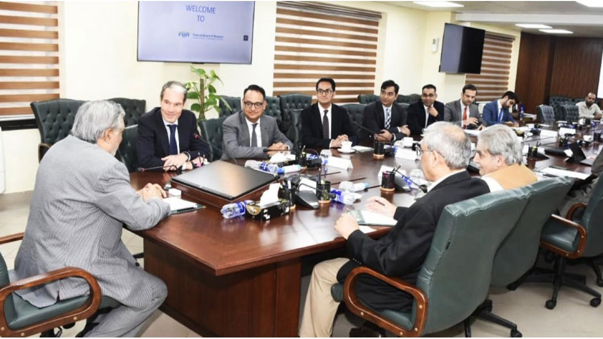 حکومت نے معیشت میں استحکام لانے کیلئے متعدد اقدامات کئے ہیں:اسحاق ڈار