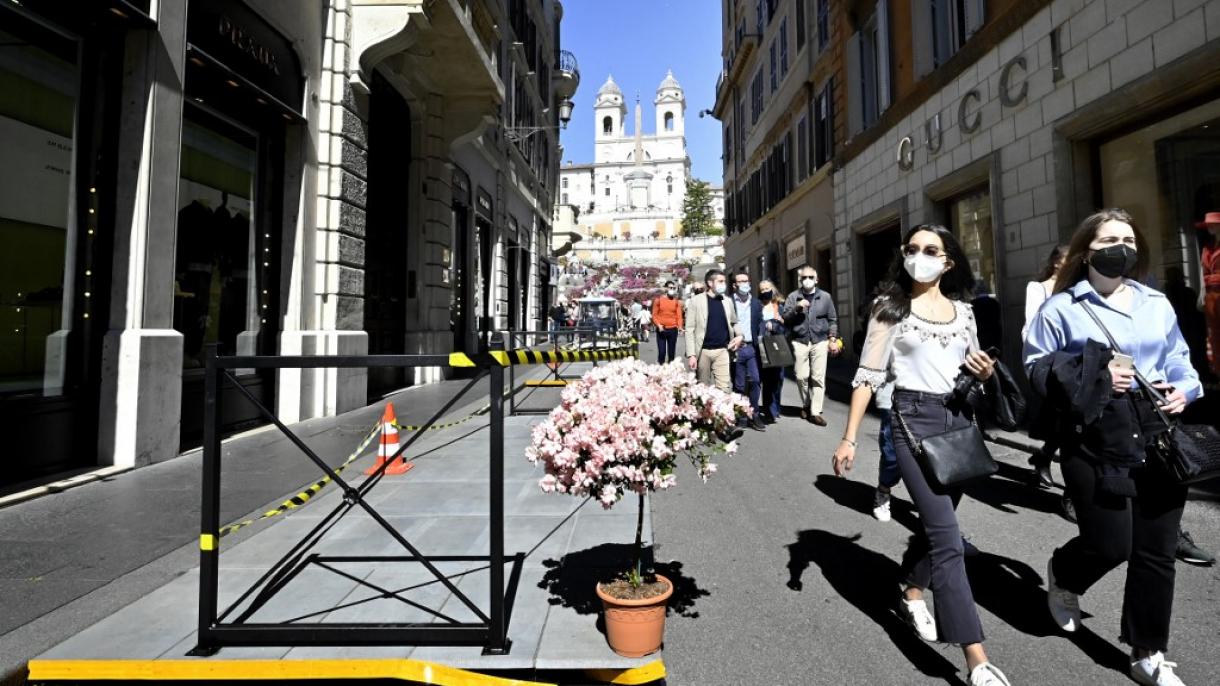 Italia, coronavirus: Ancora in calo curva epidemica in Italia