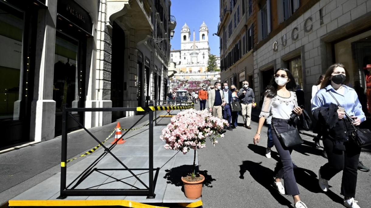 Italia: 7567 nuovi casi e 182 morti nelle ultime 24 ore