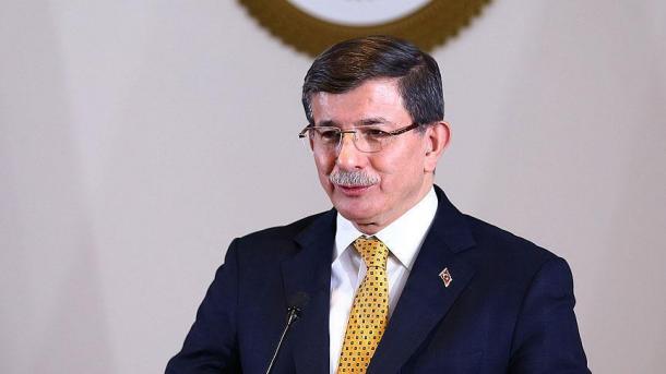 Davutoglu: L'armée turque a ciblé Daesh en Syrie selon les règles d'engagement
