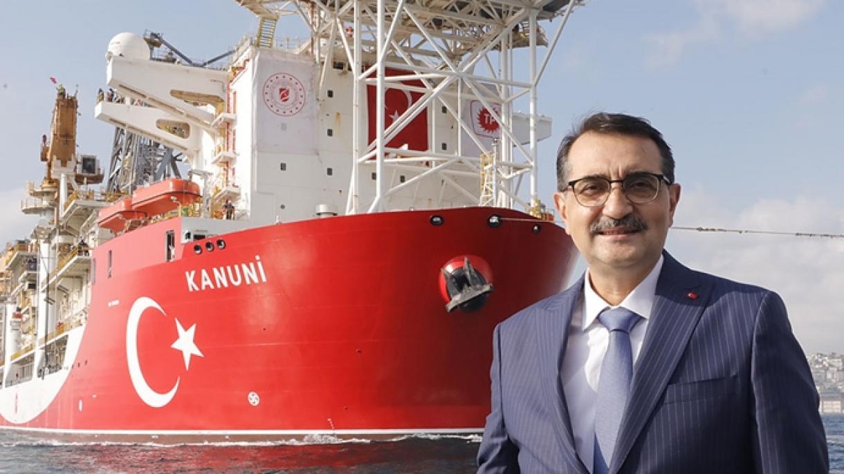 دونمز:  کشتی حفاری «قانونی» آماده حفاری در پهنه دریای سیاه است