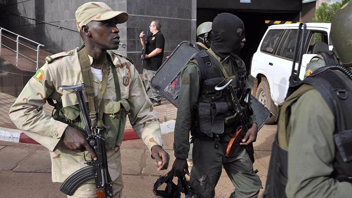 مالی ، فوجی کیمپ  میں خود کش حملہ ،60 افراد ہلاک 115 زخمی