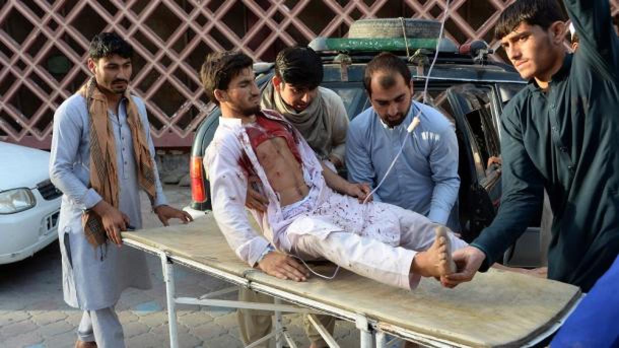 Atentado suicida na festa do Ramadã no Afeganistão: 20 mortos