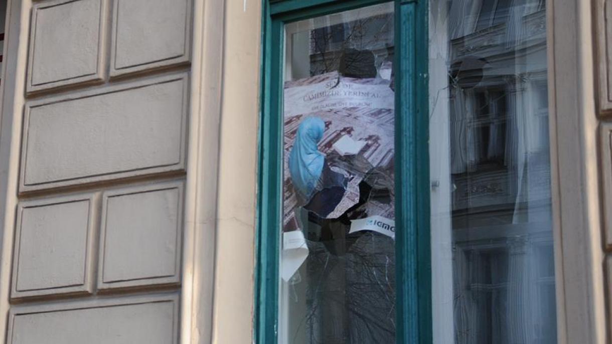 Ataque contra una mezquita turca en Holanda