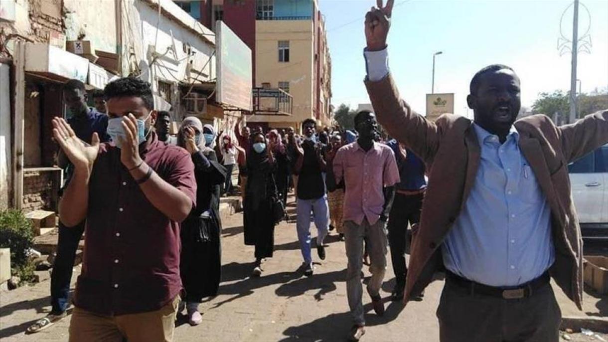 Протестите в Судан продължават...