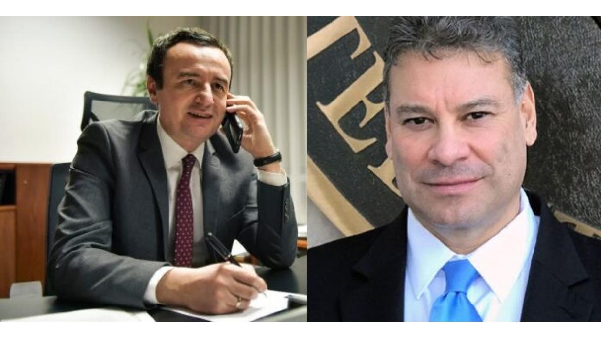 Escobar kërkon progres në dialogun midis Kosovës dhe Serbisë