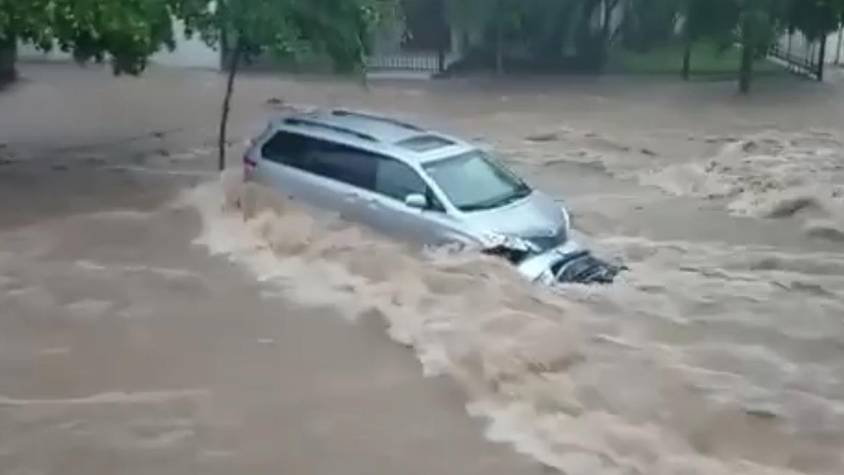 墨西哥南部发生洪水