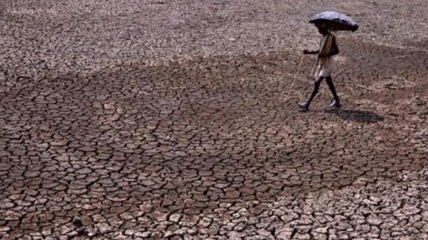بھارت میں شدید  گرمی جان لیوا ثابت ہو رہی ہے