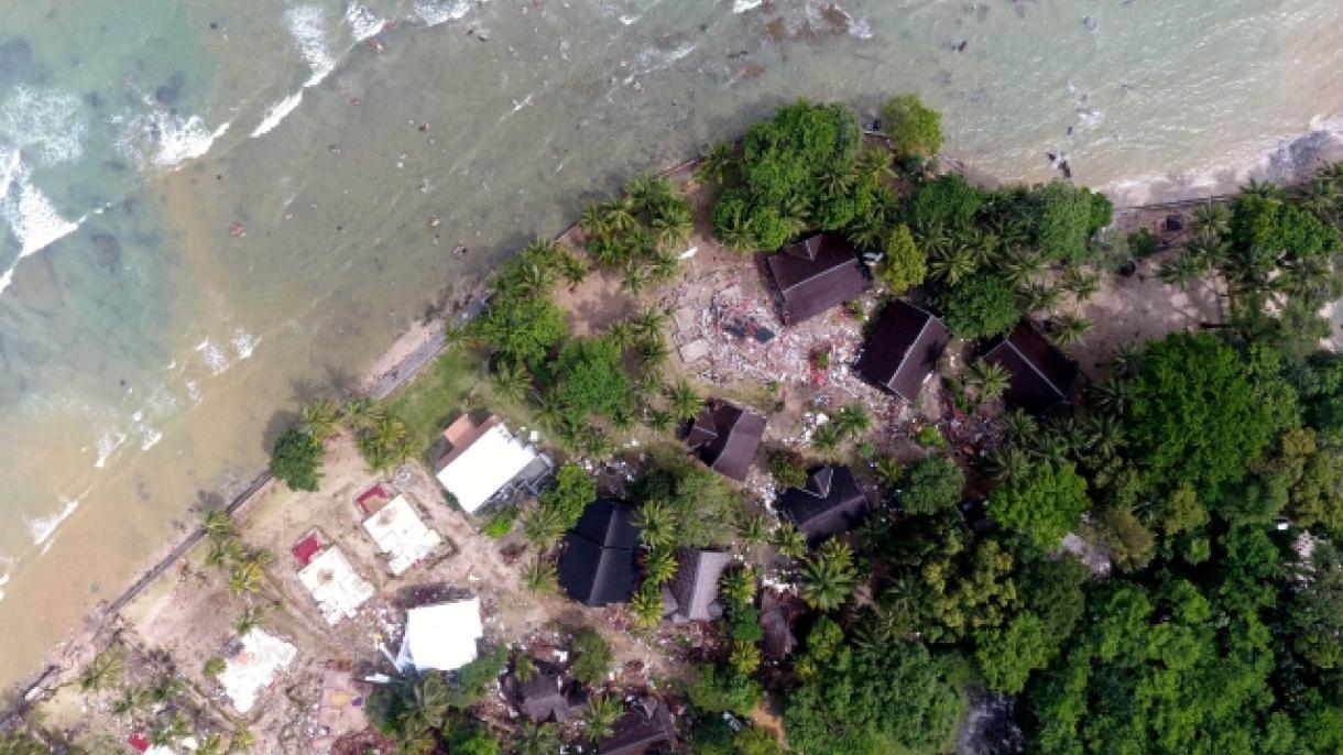 Endonezya'da tsunami16.jpg
