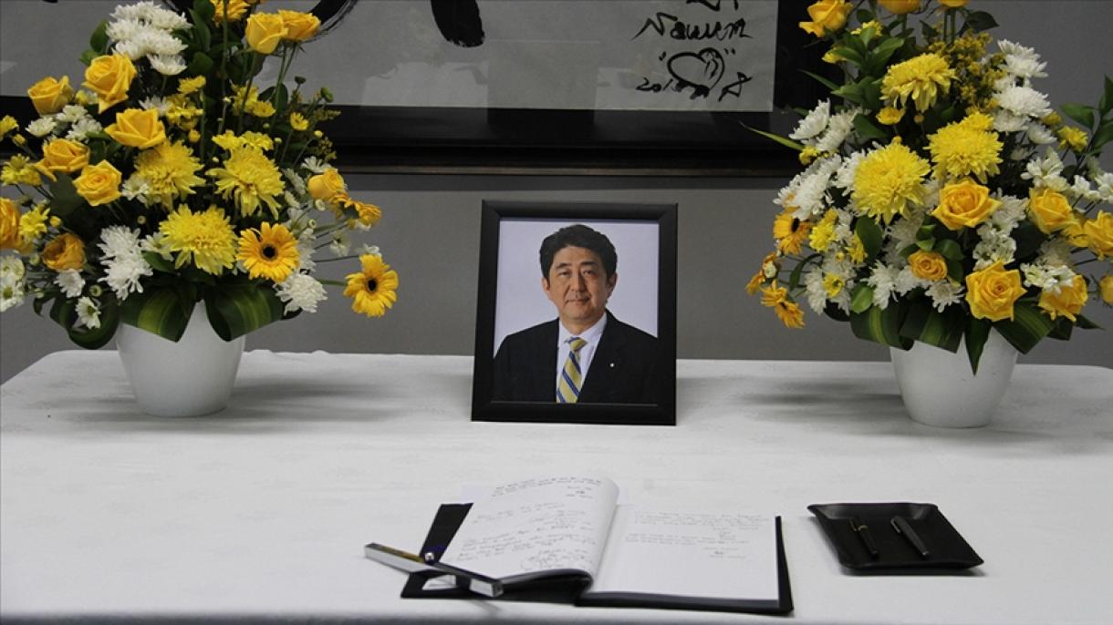 Abe Şinzo öçen räsmi cenaza çarası oyıştırıla