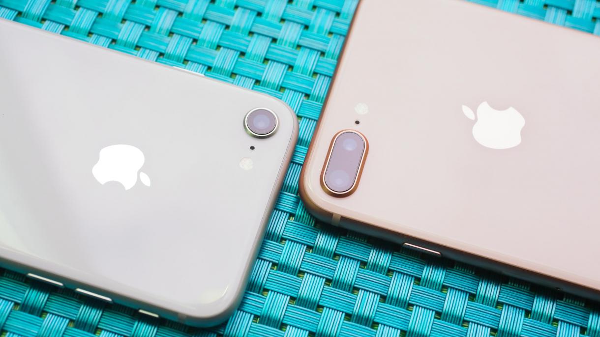 Lo sposo "generoso " ha regalato Iphone 8 a tutti gli invitati