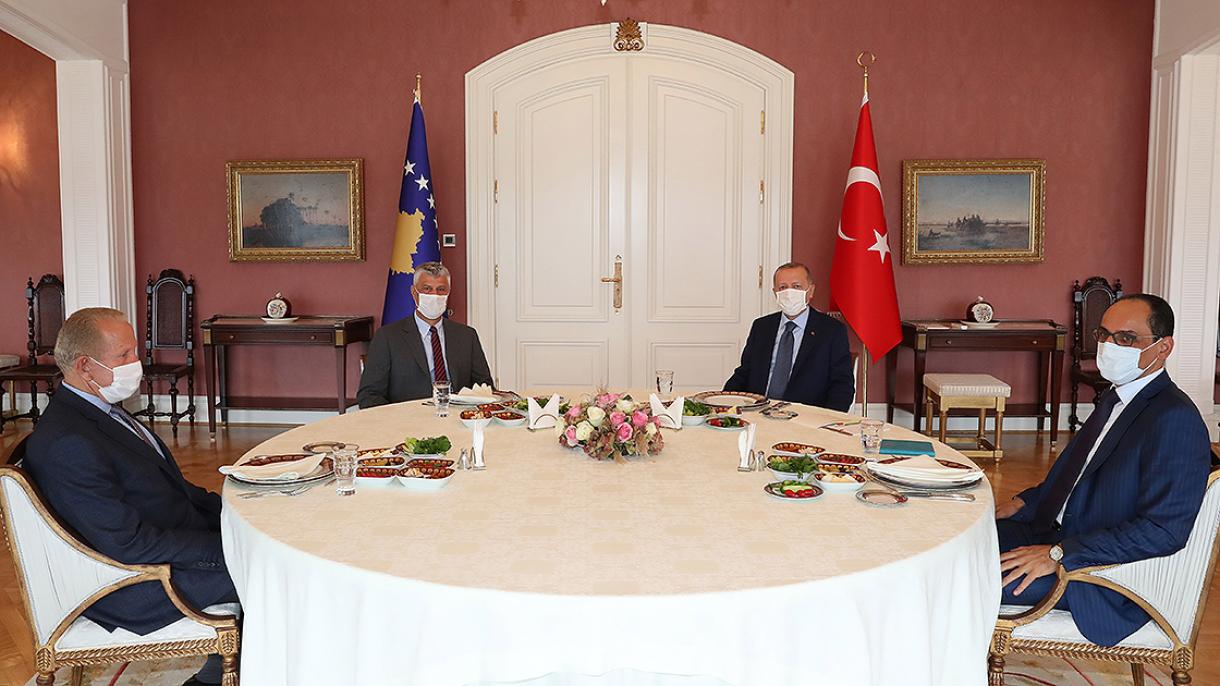 Rәcәb Tayyib Әrdoğan Haşim Taçi ilә görüşüb