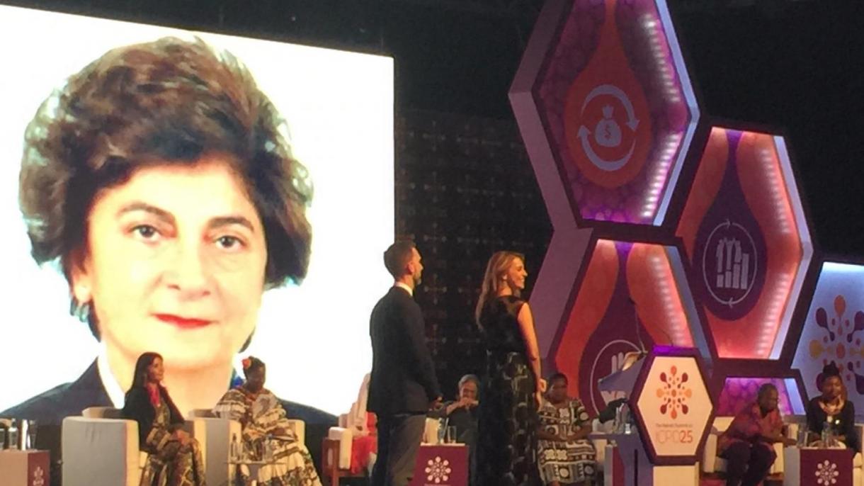 باشكەنت ئۇنىۋېرستېتىنىڭ ئايال ئوقۇتقۇچىسى خەلقئارالىق مۇكاپاتقا ئېرىشتى