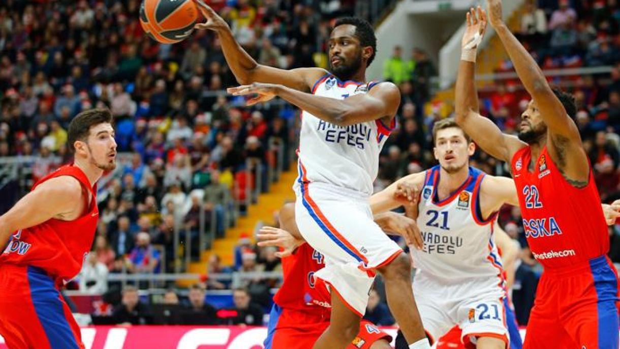 Anadolu Efes Rus rəqibinə məğlub oldu