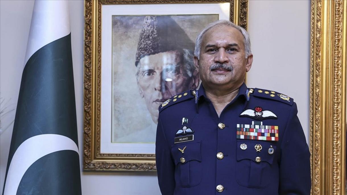 "Les relations excellentes entre la Turquie et le Pakistan sont admirées par le monde entier"