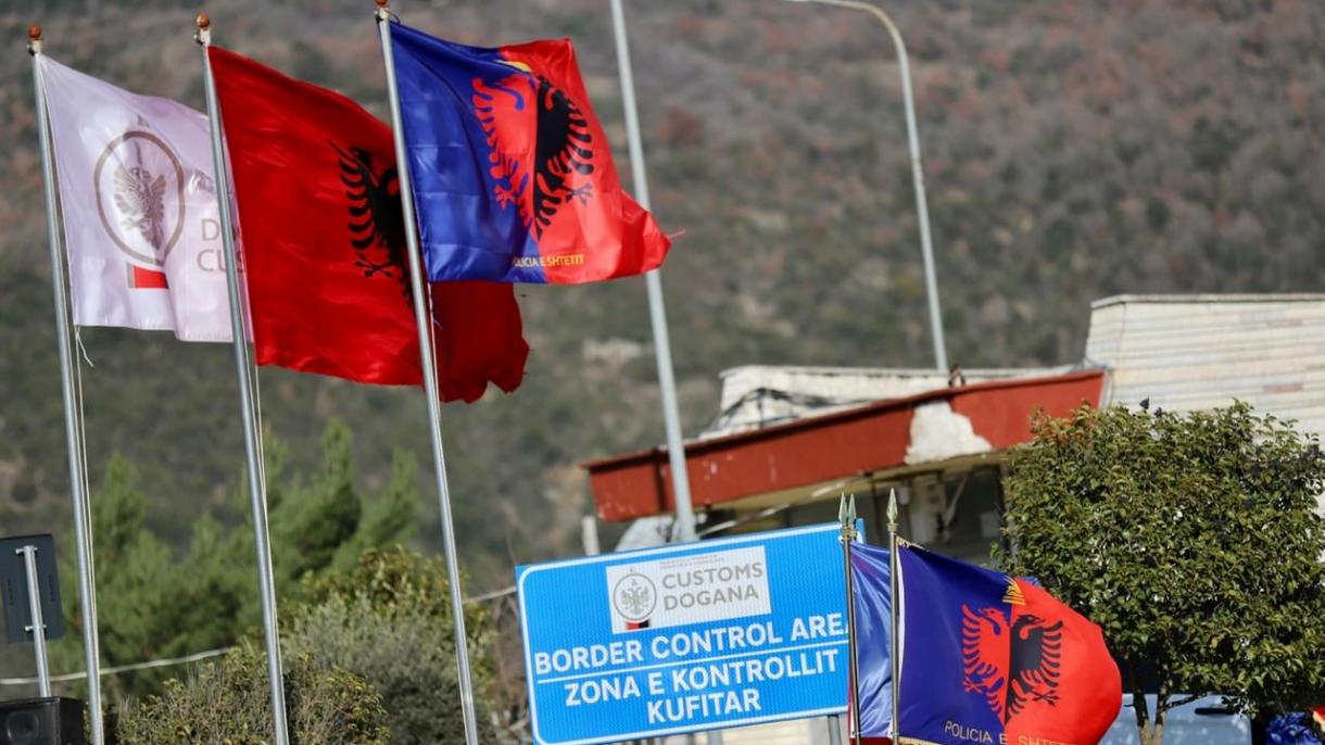 Shqipëri - Vendoset karantinë dyjavore për ata që hyjnë nga Maqedonia e Veriut dhe Greqia