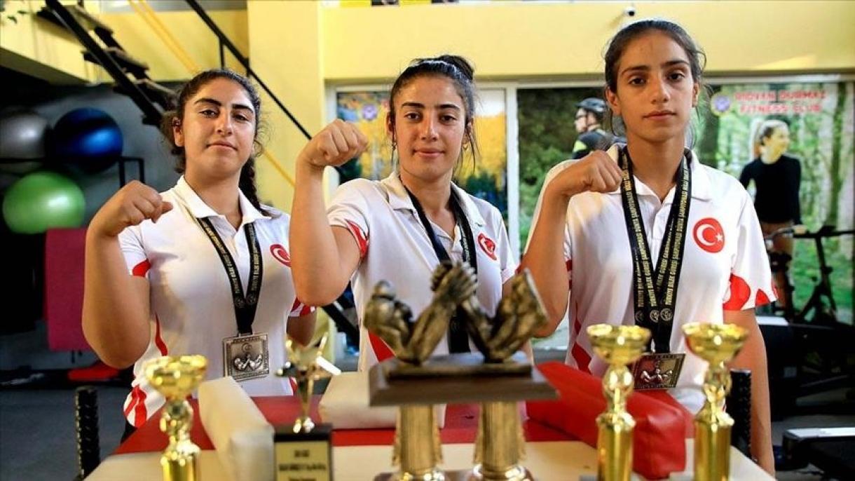 دختران جوان دیاربکر در رقابتهای زورآزمایی بازو قهرمانی اروپا شرکت میکنند