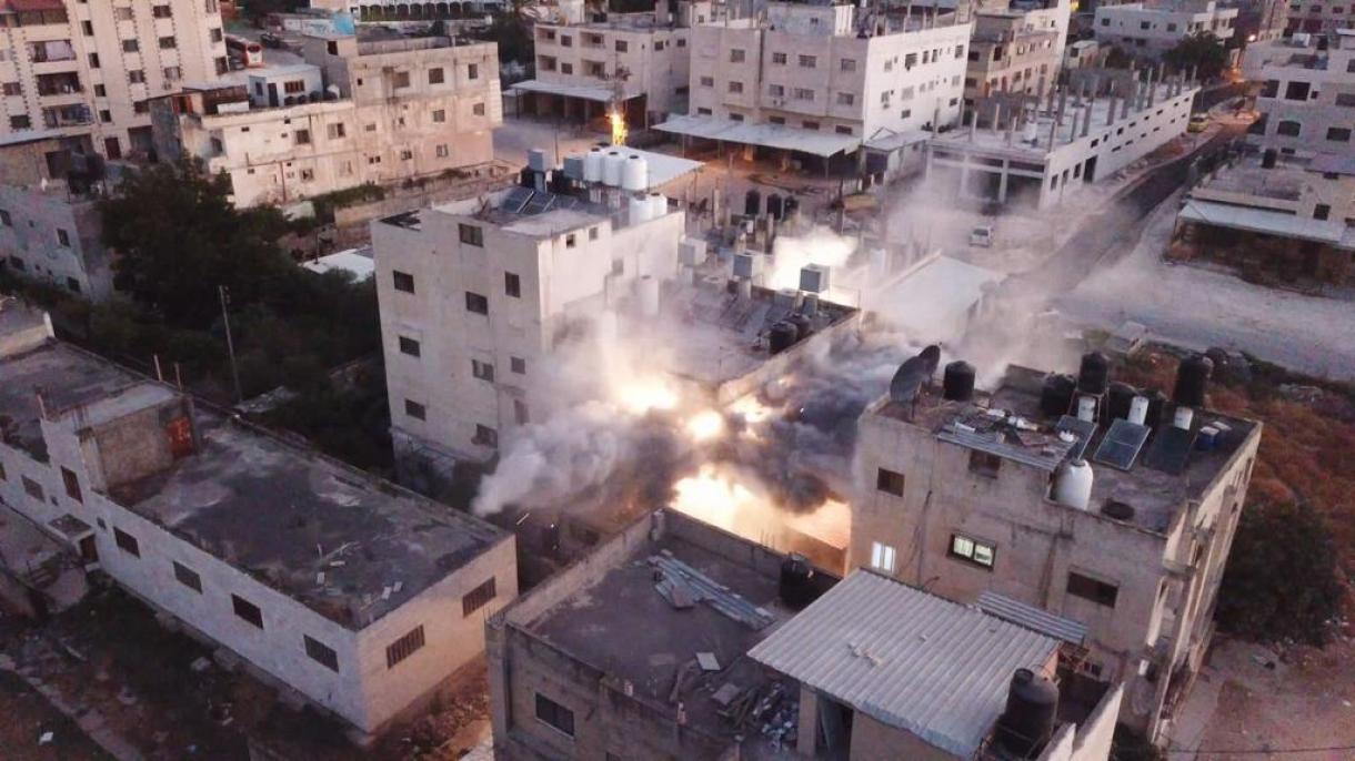 以色列军方摧毁巴勒斯坦人的住宅