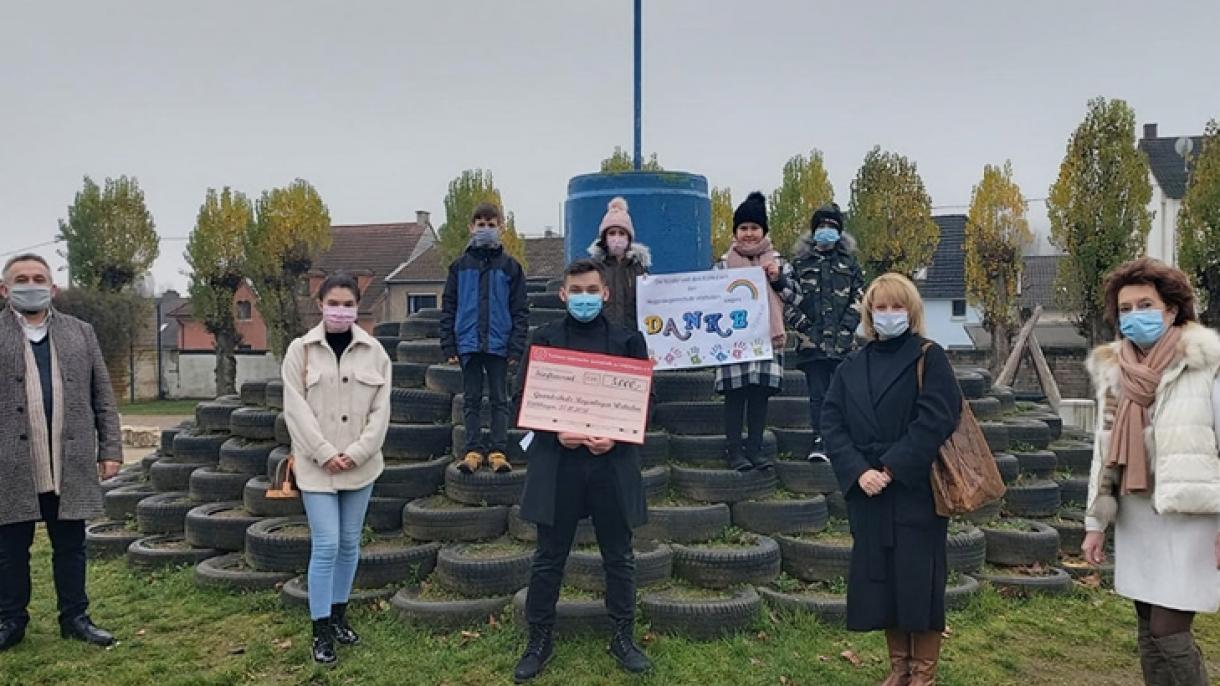 Кметът на Вьолкинген благодари на турските младежи за дарението за училище...
