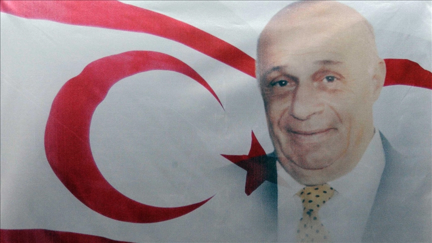 Турция почете паметта на първия президент на ТРСК Рауф Денкташ