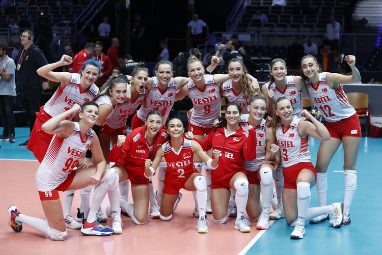 تیم ملی ترکیه به یک چهارم نهایی والیبال قهرمانی زنان جهان راه یافت