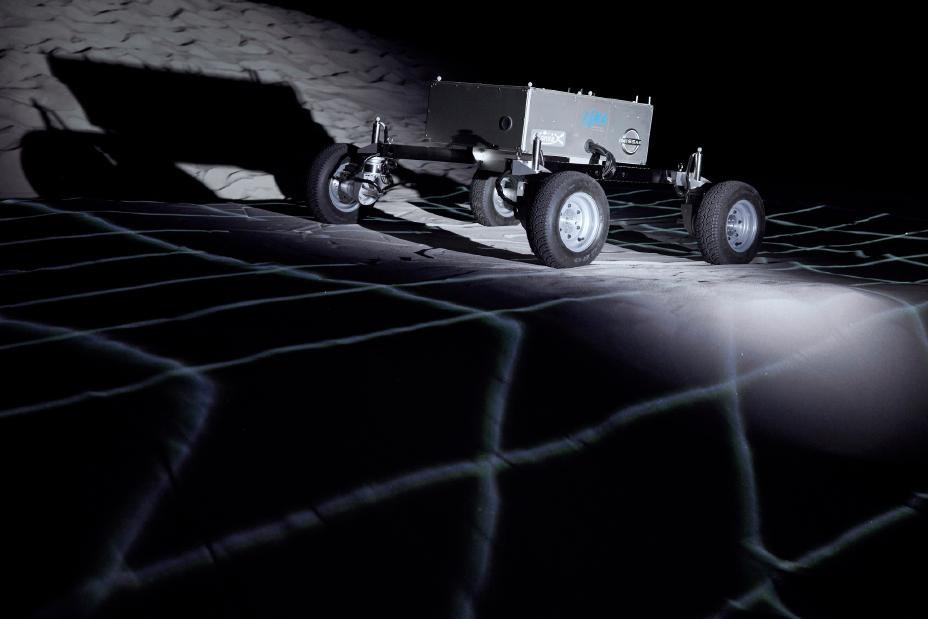Nissan presenta el prototipo del rover lunar