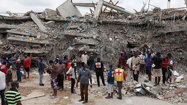 در نتیجه ریزش ساختمان یک کلیسا در نیجریه دست‌کم 10 کشته شدند