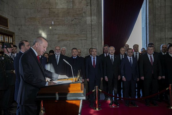 アタチュルク没後81年 全国で追悼行事