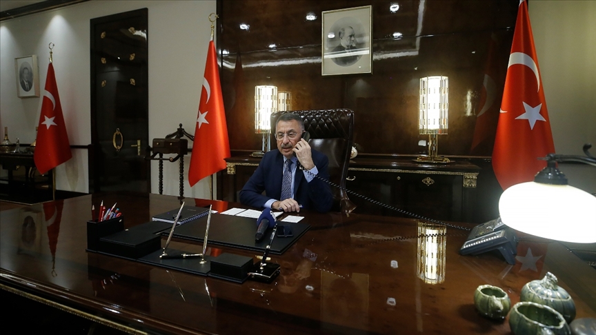 Фуат Октай разговаря с министър-председателя на Азербайджан Али Асадов