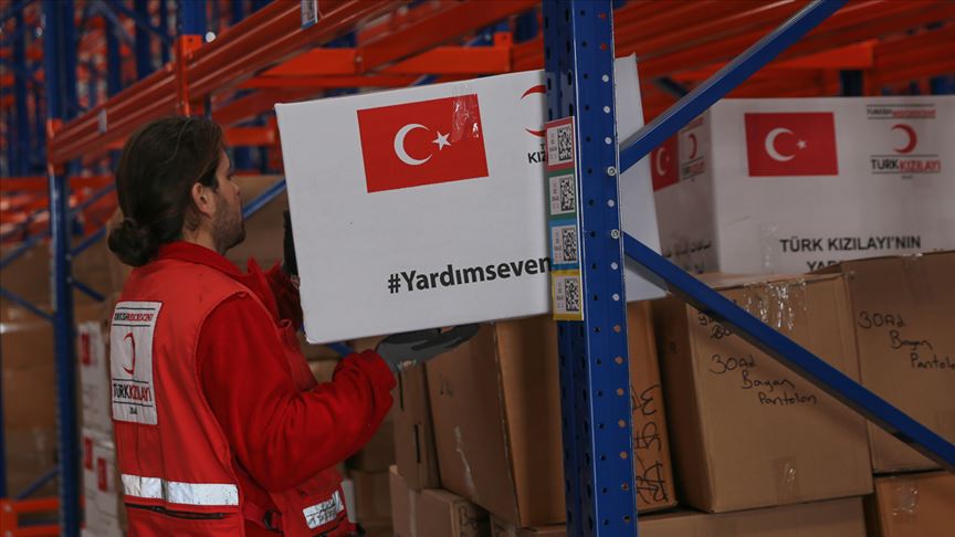 Gjysmëhëna e Kuqe Turke ndihmon 100 familje në nevojë në Siri