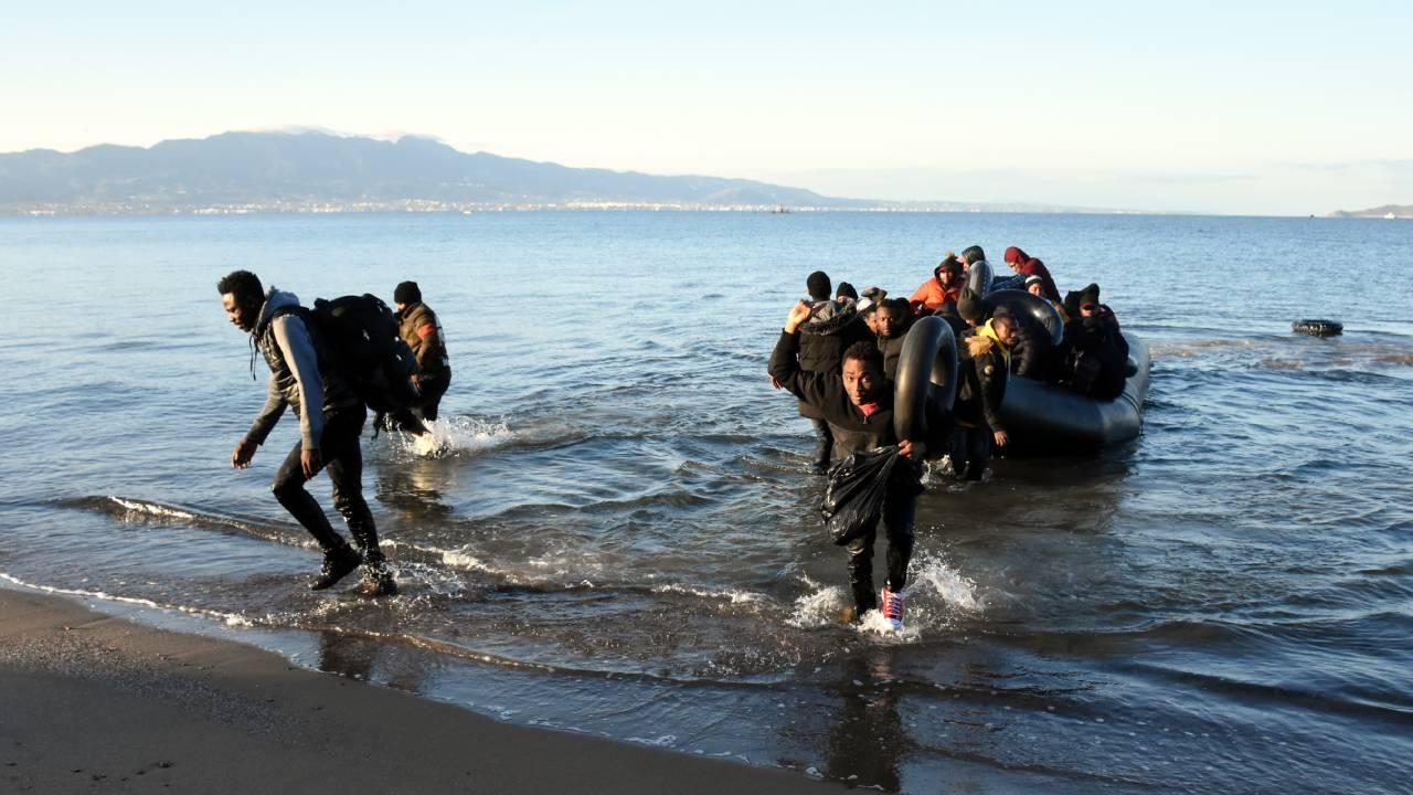 Διεθνής Αμνηστία: Για παραβιάσεις ανθρωπίνων δικαιωμάτων κατά των προσφύγων κατηγορεί την Ελλάδα