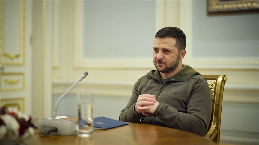 зеленский сүрийә пирезиденти бәшшар әсәдкә ембарго йүргүзүш қарарнамисини имзалиди