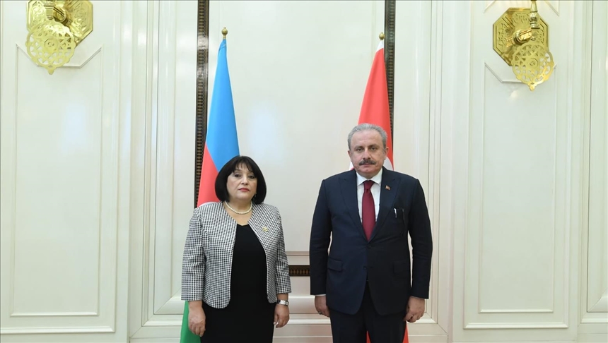 آذربائیجان کی قومی اسمبلی کی اسپیکراور وزیر خارجہ کا ترک ہم منصبوں سے اظہار یکجہتی