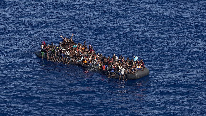 Либиската крајбрежна стража фати приближно 500 нерегуларни мигранти и го врати во земјата