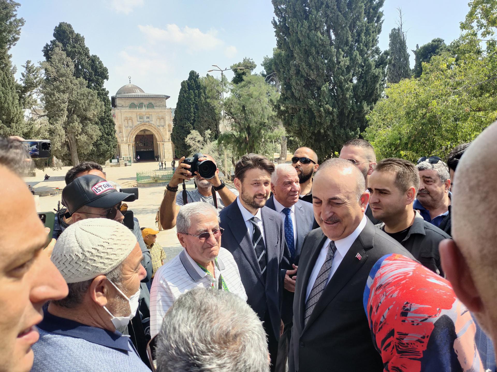 وزیر خارجہ میولود چاوش اولو کا مقبوضہ مشرقی  القدس میں مسجد الاقصی کا تاریخِ دورہ