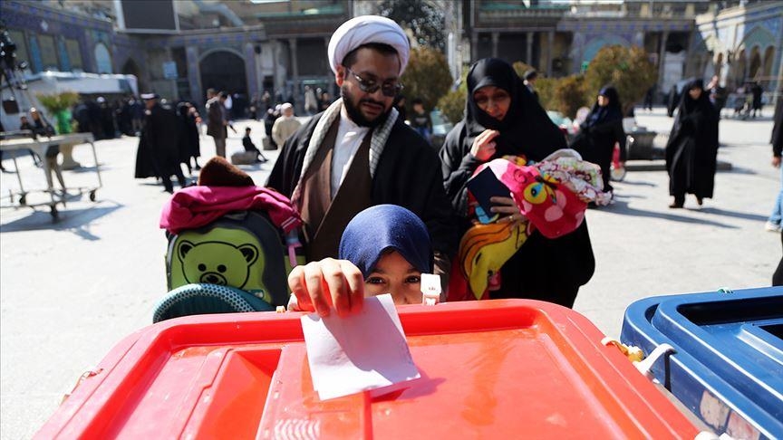داوطلبان انتخابات ریاست جمهوری ایران از اردبیهشت ماه سال 1400 نام‌نویسی خواهند کرد
