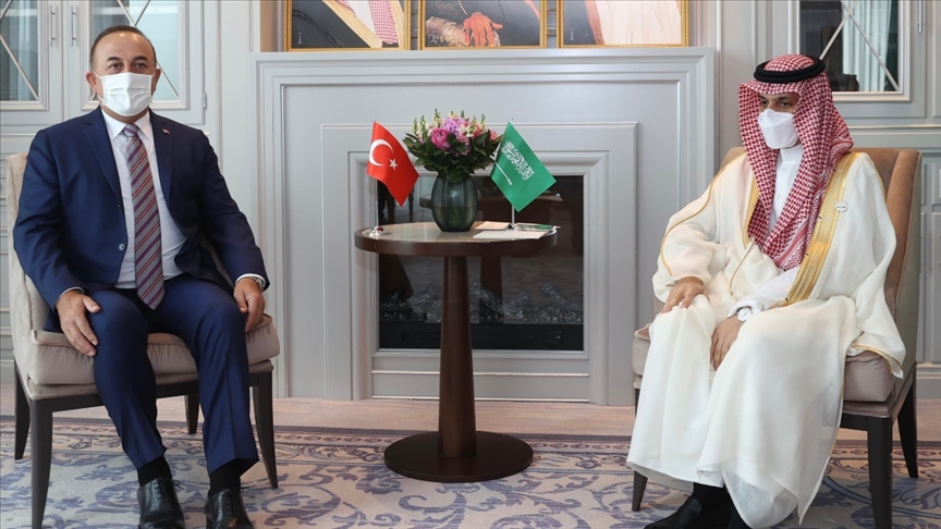 وزیر خارجہ مولود چاوش اولو کا سعودی عرب کے وزیر خارجہ فیصل بن فرحان سے ٹیلی فونک رابطہ
