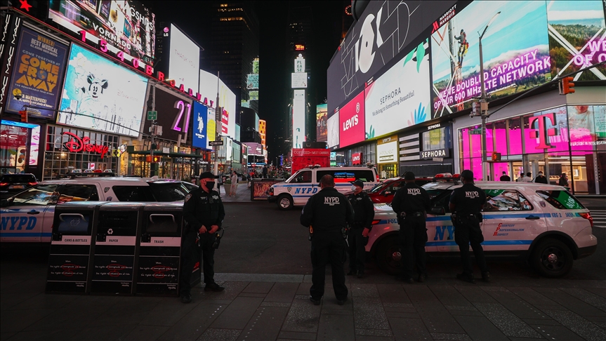 アメリカ Nyタイムズスクエアで銃攻撃 3人負傷 Turkiye Nin Haber Kaynagi アメリカ Nyタイムズスクエアで銃攻撃 3人負傷 Turkiye Nin Haber Kaynagi